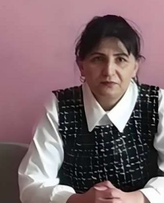Təhsilə həsr olunmuş ömür — Hacıqabul rayon Kolanı kənd məktəbinin fədakar direktoru Arifə Əliyeva